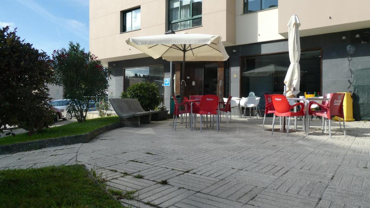 Albergue Cafeteria Rio Sar ปาดรอน ภายนอก รูปภาพ